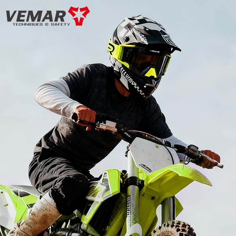 نظارات VEMAR للرجال والنساء عا - مراجعة Mountain Biking Full Face Helmet وسعره