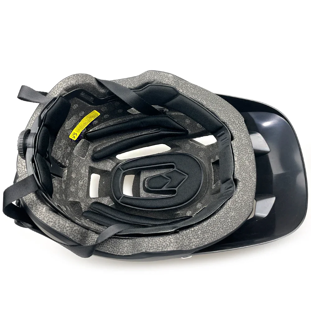 خوذة دراجات جبلية خفيفة الوزن  - مراجعة Mountain Biking Full Face Helmet وسعره